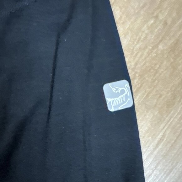 Arcteryx Men’s Black Size XL Long Sleeve Wool Base Layer Shirt - Picture 3 of 5